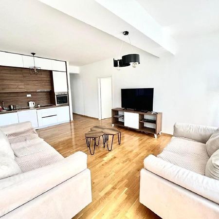 High-End Spacious Apartment Next To City Mall Skopje Zewnętrze zdjęcie