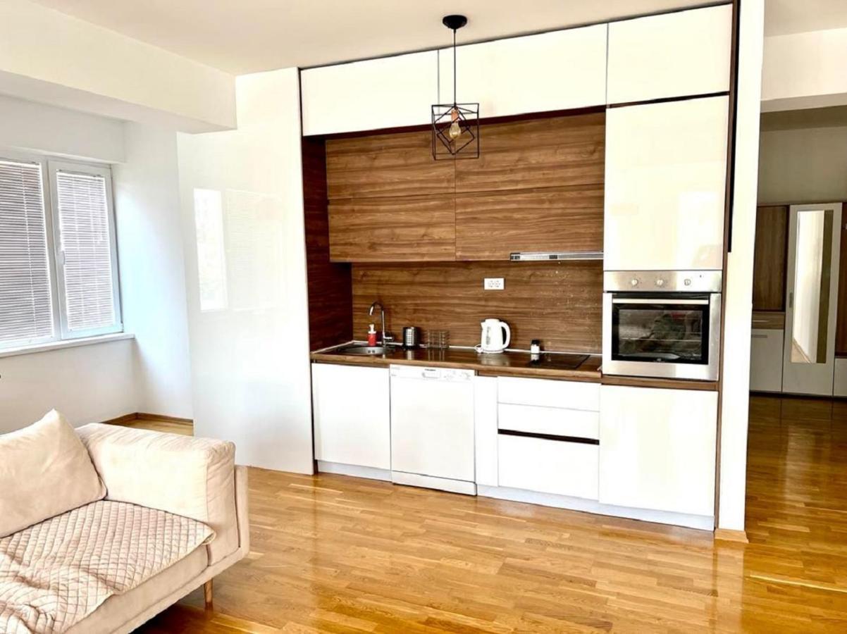 High-End Spacious Apartment Next To City Mall Skopje Zewnętrze zdjęcie