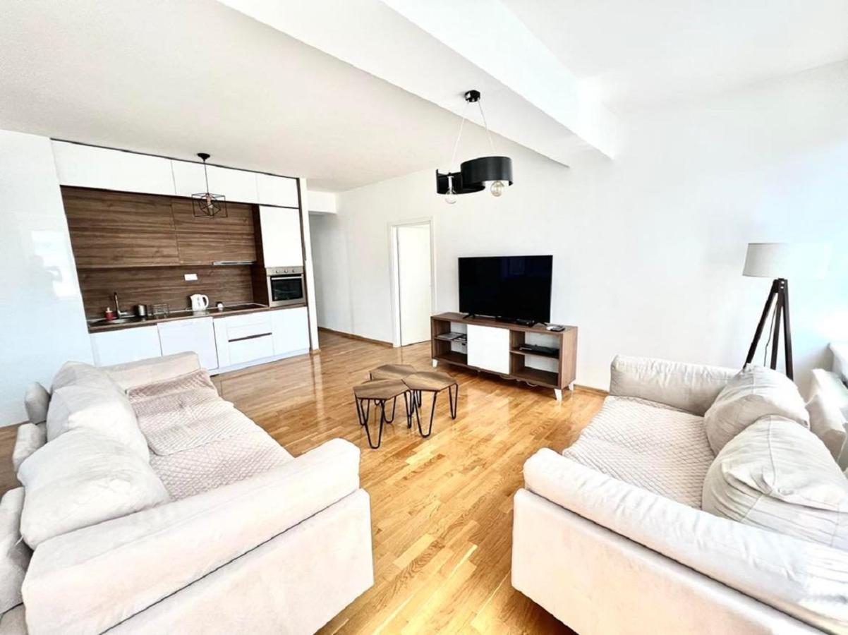 High-End Spacious Apartment Next To City Mall Skopje Zewnętrze zdjęcie