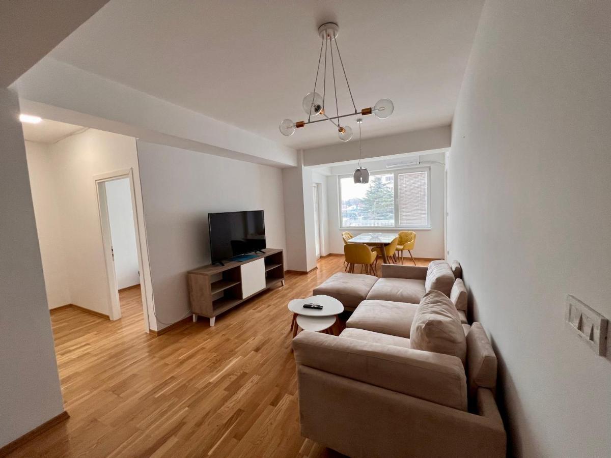 High-End Spacious Apartment Next To City Mall Skopje Zewnętrze zdjęcie