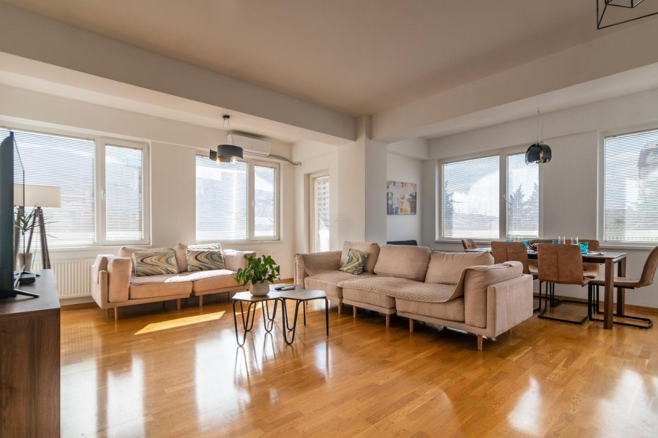 High-End Spacious Apartment Next To City Mall Skopje Zewnętrze zdjęcie