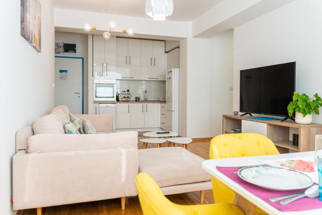 High-End Spacious Apartment Next To City Mall Skopje Zewnętrze zdjęcie