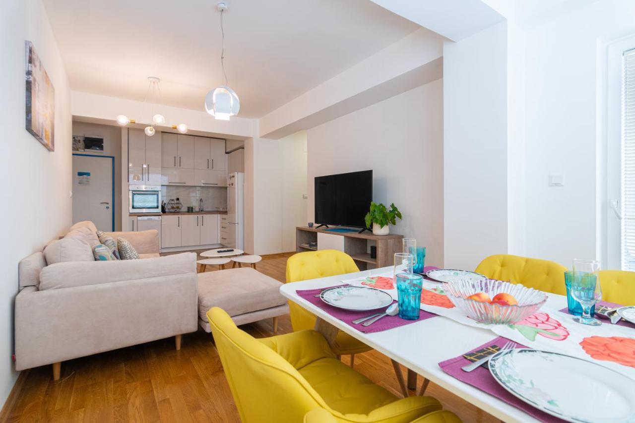 High-End Spacious Apartment Next To City Mall Skopje Zewnętrze zdjęcie