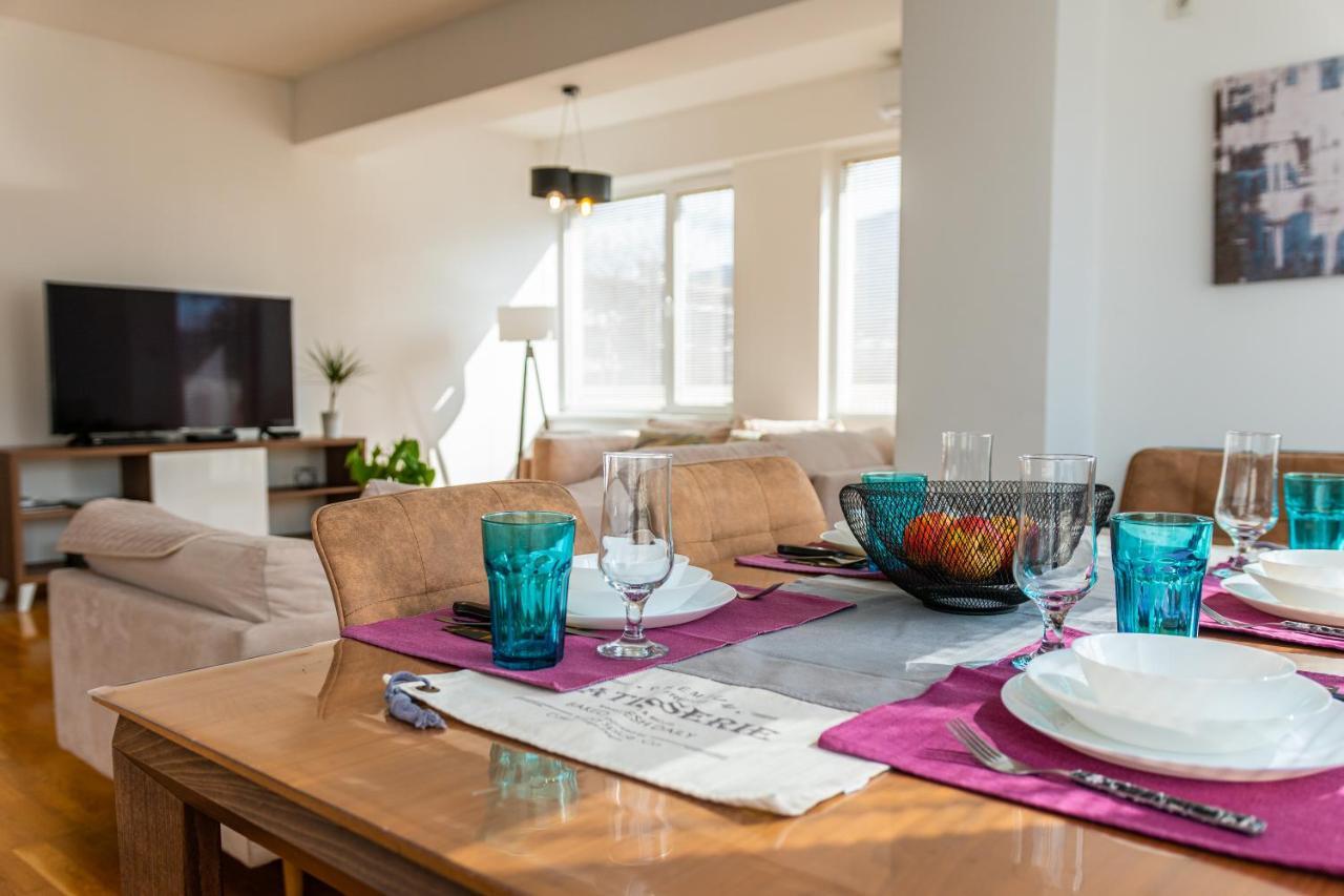 High-End Spacious Apartment Next To City Mall Skopje Zewnętrze zdjęcie