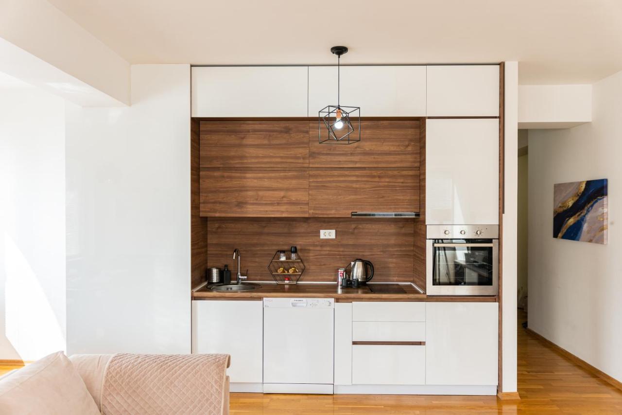 High-End Spacious Apartment Next To City Mall Skopje Zewnętrze zdjęcie