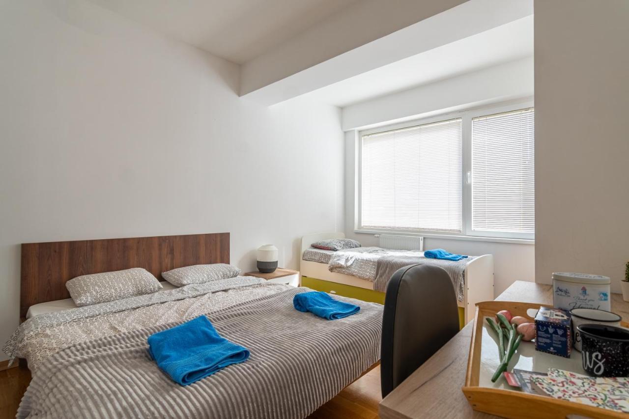 High-End Spacious Apartment Next To City Mall Skopje Zewnętrze zdjęcie