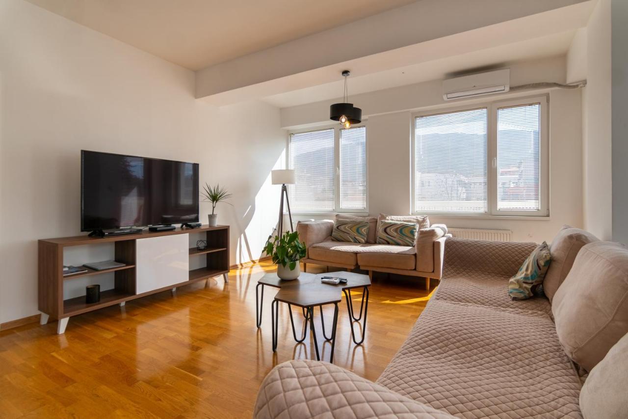 High-End Spacious Apartment Next To City Mall Skopje Zewnętrze zdjęcie