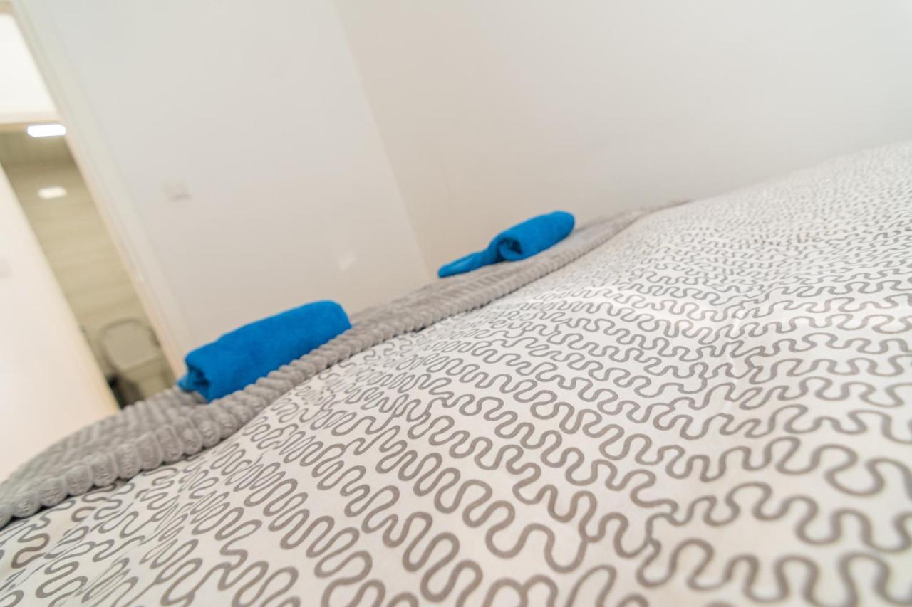 High-End Spacious Apartment Next To City Mall Skopje Zewnętrze zdjęcie