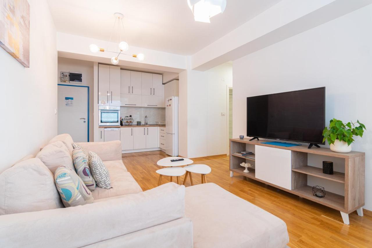 High-End Spacious Apartment Next To City Mall Skopje Zewnętrze zdjęcie